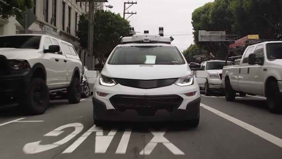 Automotive News Video: What the pivot away from robotaxis means for GM
